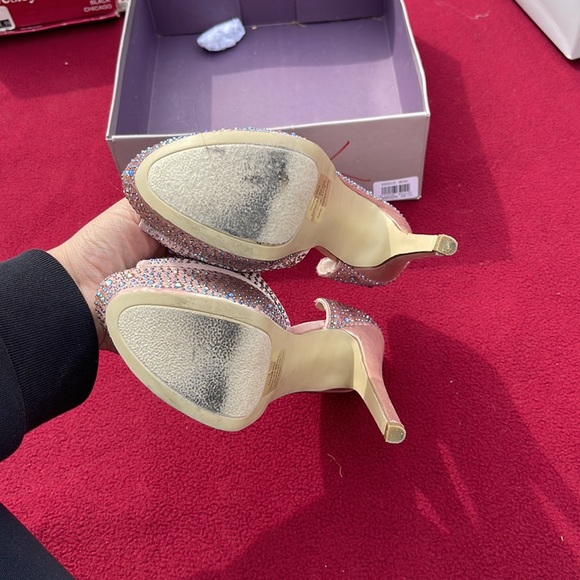 BAKERS HEELS - Picture 3 of 9